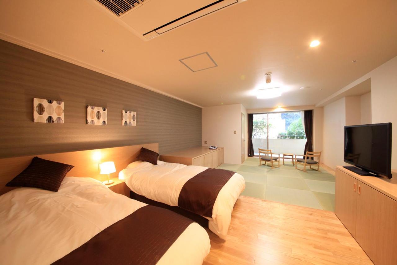 Hakone Pax Yoshino Hotel Bagian luar foto