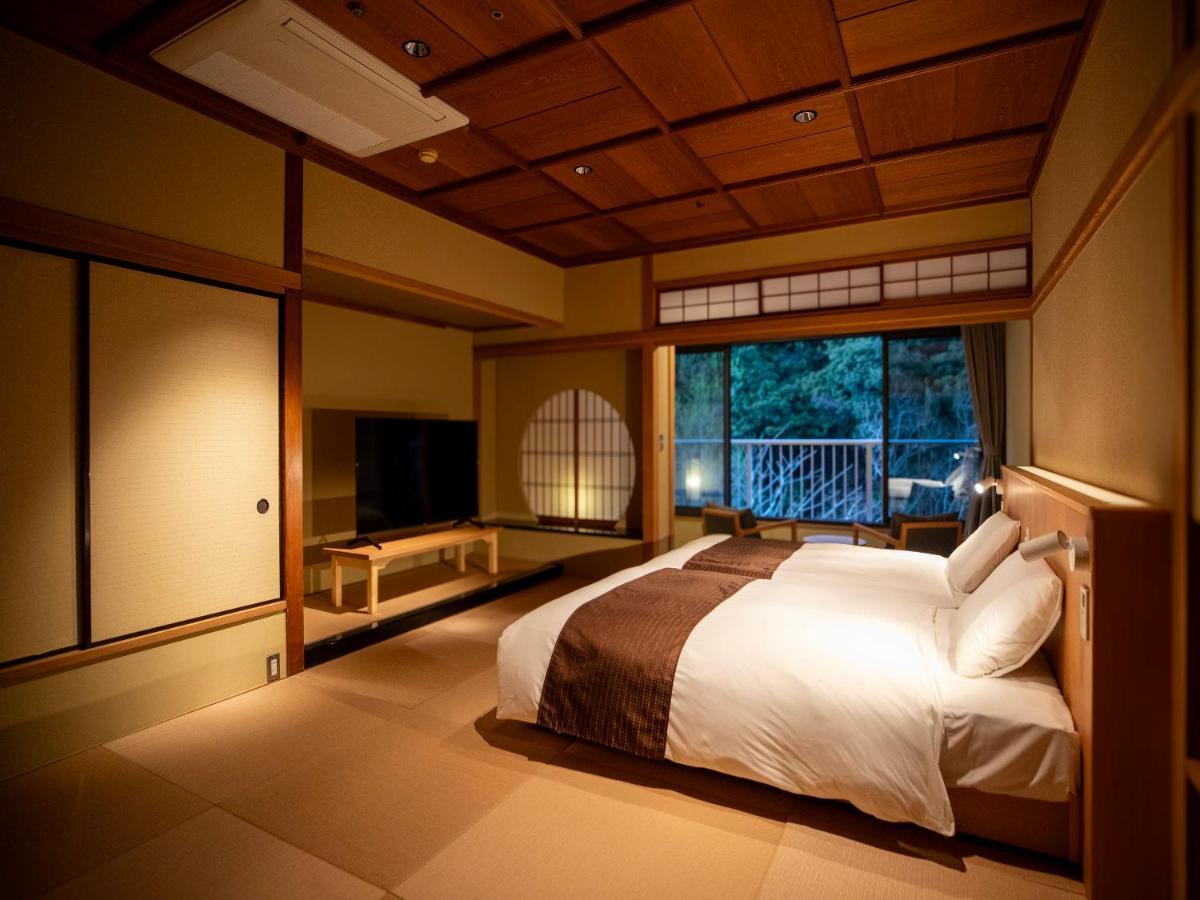 Hakone Pax Yoshino Hotel Bagian luar foto